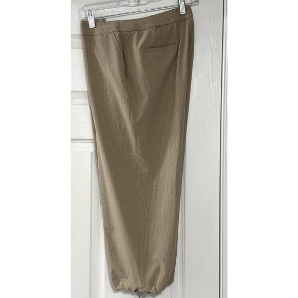 Chico Weekends Women's Tan Beige Capris with Pull Cord Size 0.5 Chico's - Picture 3 of 16
